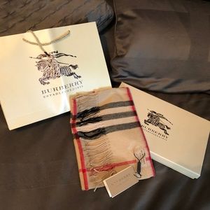 Burberry London Check Scarf New